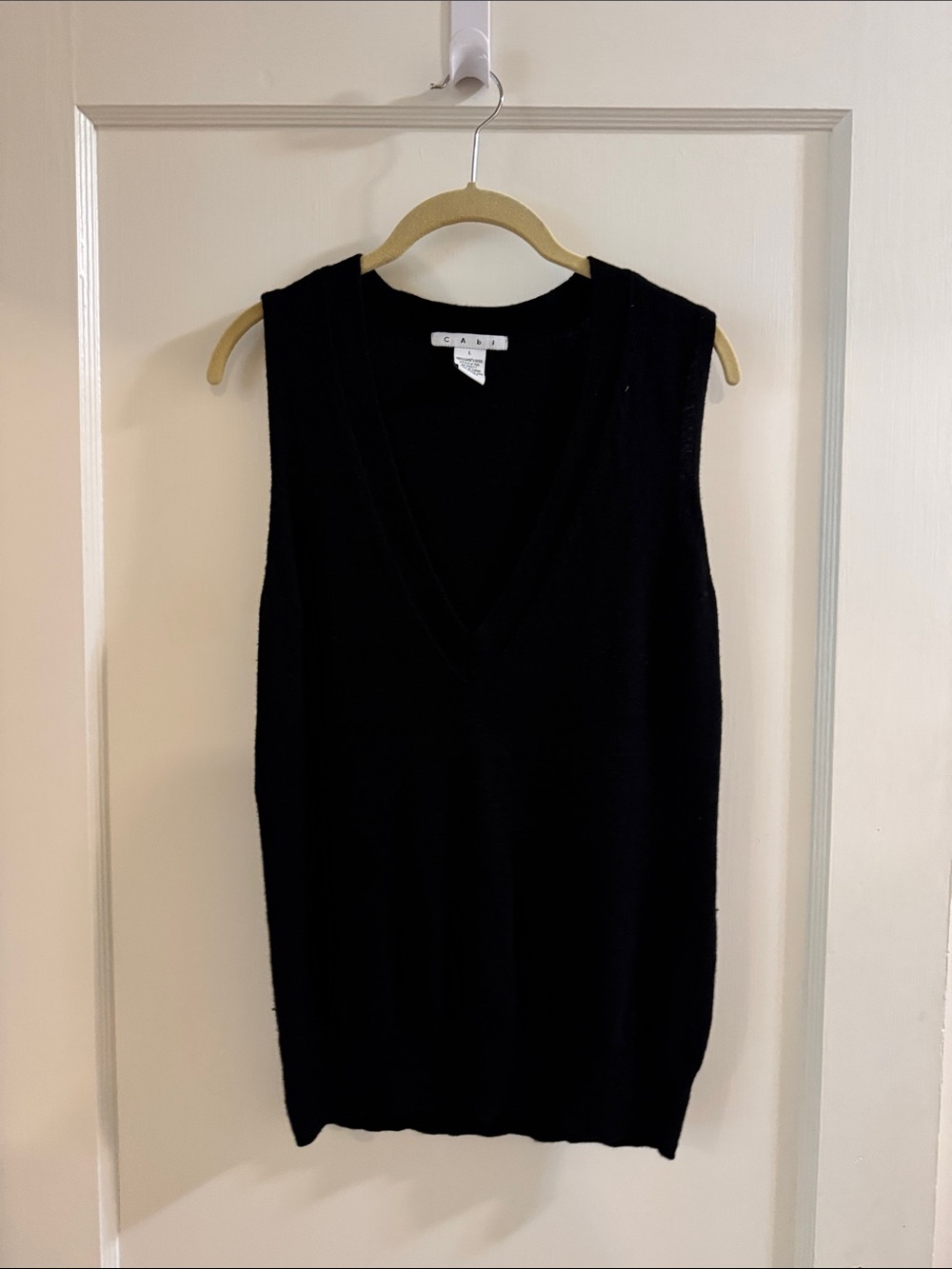 Cabi Black 100% Lamb’s Wool V-Neck Knit Tank